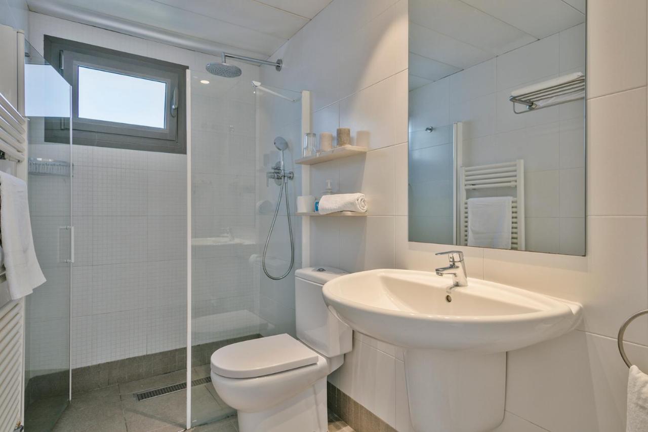 Apartamentos Castellmar Castelldefels Kültér fotó