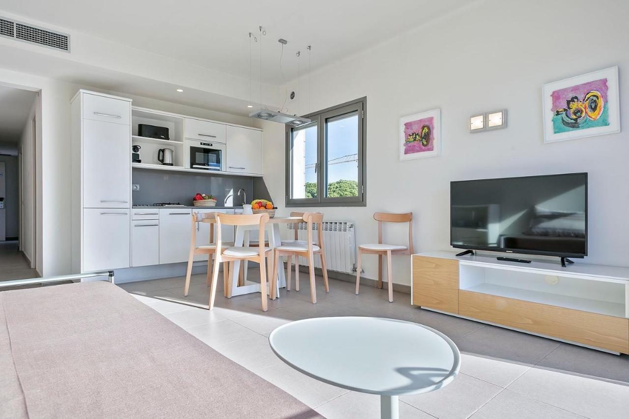 Apartamentos Castellmar Castelldefels Kültér fotó