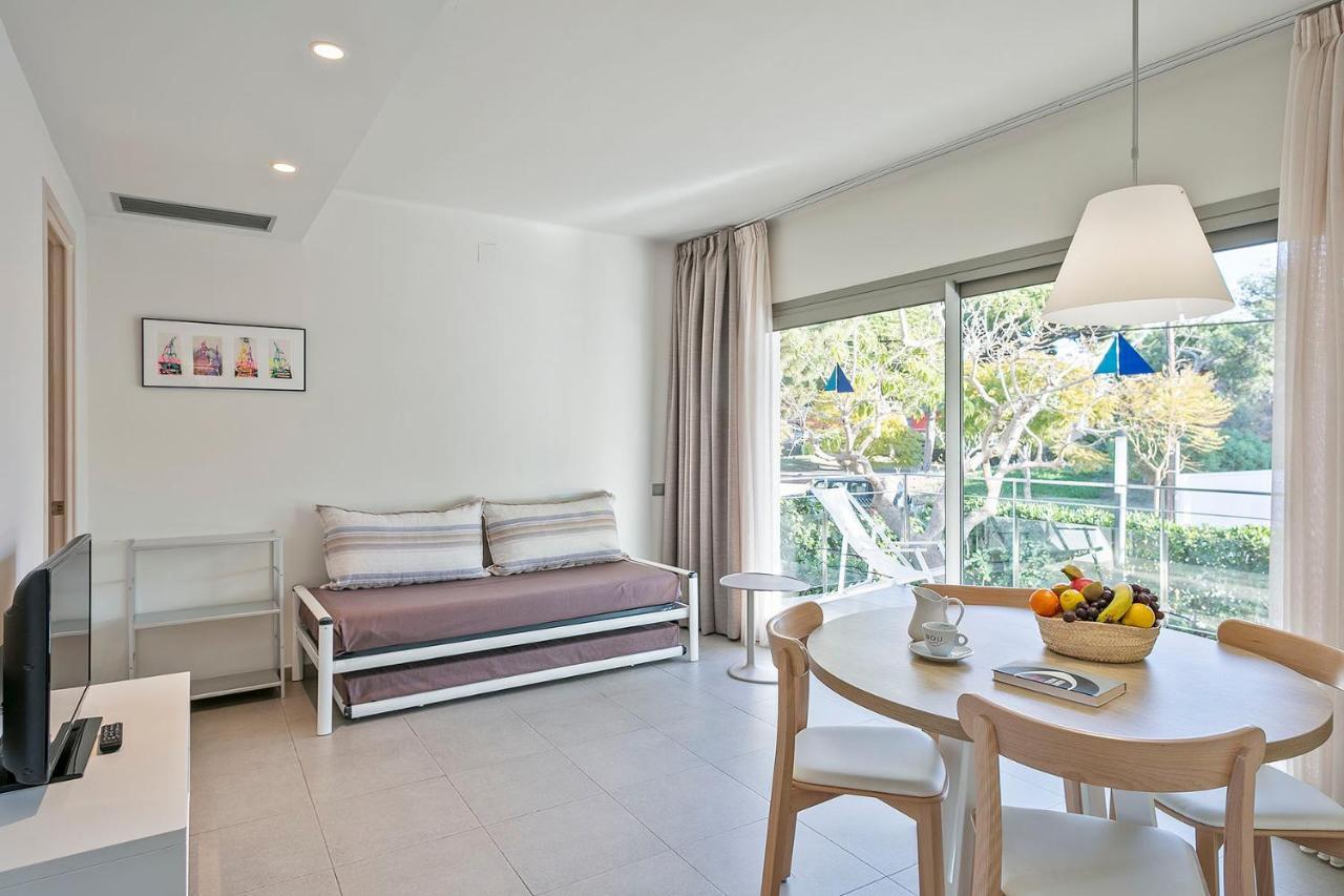 Apartamentos Castellmar Castelldefels Kültér fotó