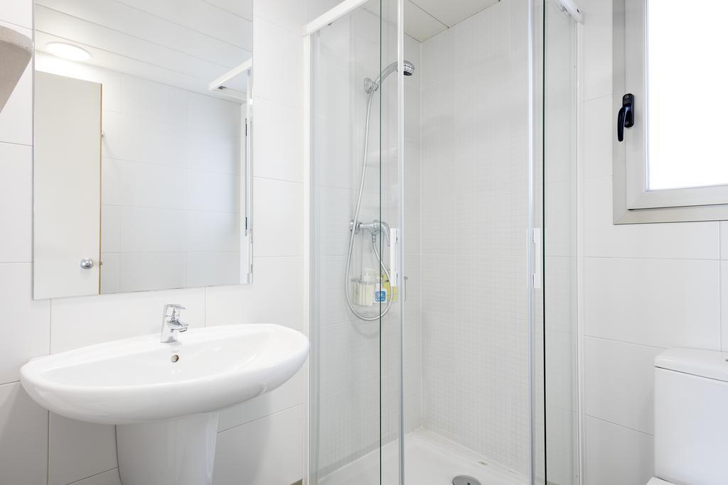 Apartamentos Castellmar Castelldefels Kültér fotó