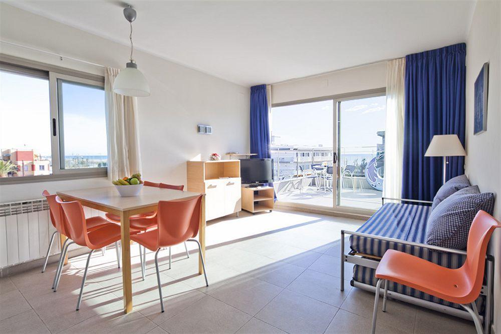 Apartamentos Castellmar Castelldefels Kültér fotó