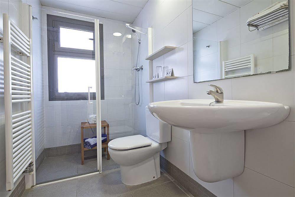 Apartamentos Castellmar Castelldefels Kültér fotó