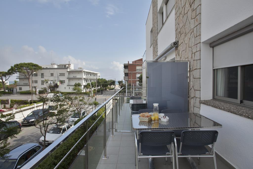 Apartamentos Castellmar Castelldefels Kültér fotó